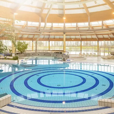 Strandnah, Wintergarten, Gratis Nutzung Vom Ahoi Erlebnisbad Und Sauna In Sellin - Strandhaus Moenchgut Fewo08 Apartmán Lobbe