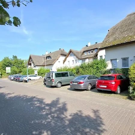 Strandnah, Wintergarten, Gratis Nutzung Vom Ahoi Erlebnisbad Und Sauna In Sellin - Strandhaus Moenchgut Fewo08 * Лоббе