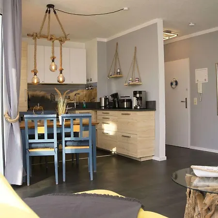 Апартаменты Strandnah, Wintergarten, Gratis Nutzung Vom Ahoi Erlebnisbad Und Sauna In Sellin - Strandhaus Moenchgut Fewo08 Лоббе