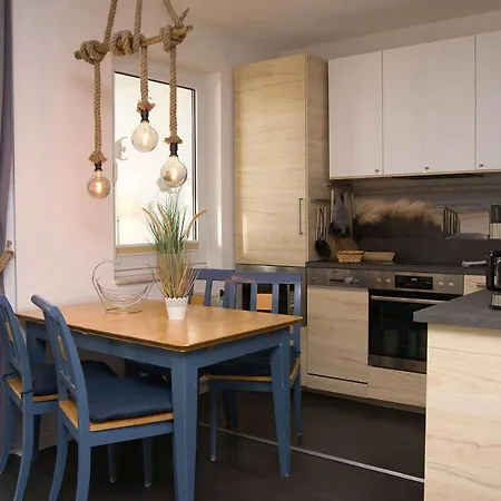 Strandnah, Wintergarten, Gratis Nutzung Vom Ahoi Erlebnisbad Und Sauna In Sellin - Strandhaus Moenchgut Fewo08 Lejlighed *