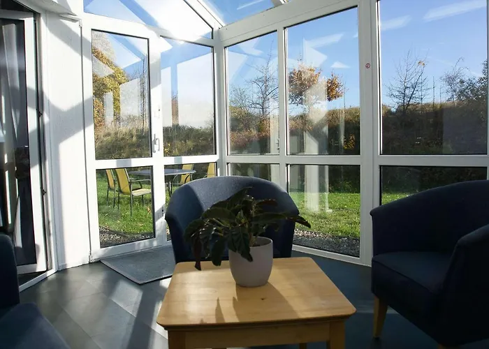 Strandhaus Mönchgut: Beachside Retreat With Wintergarden And Access Apartment